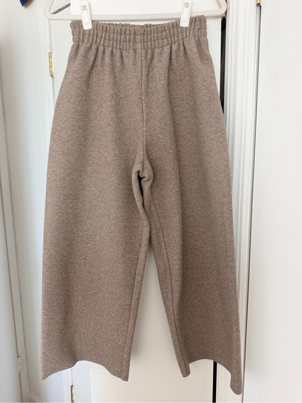Oak & Fort Elastic-Waist Cropped Knit Pants